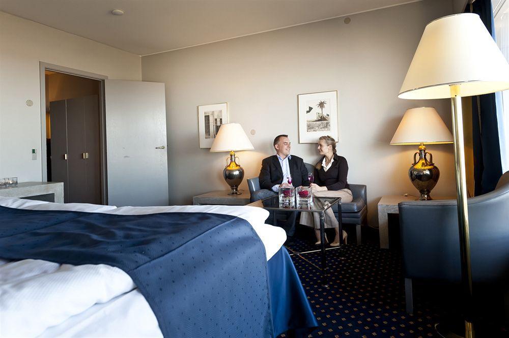 Comwell Hvide Hus Aalborg Hotel Exterior photo