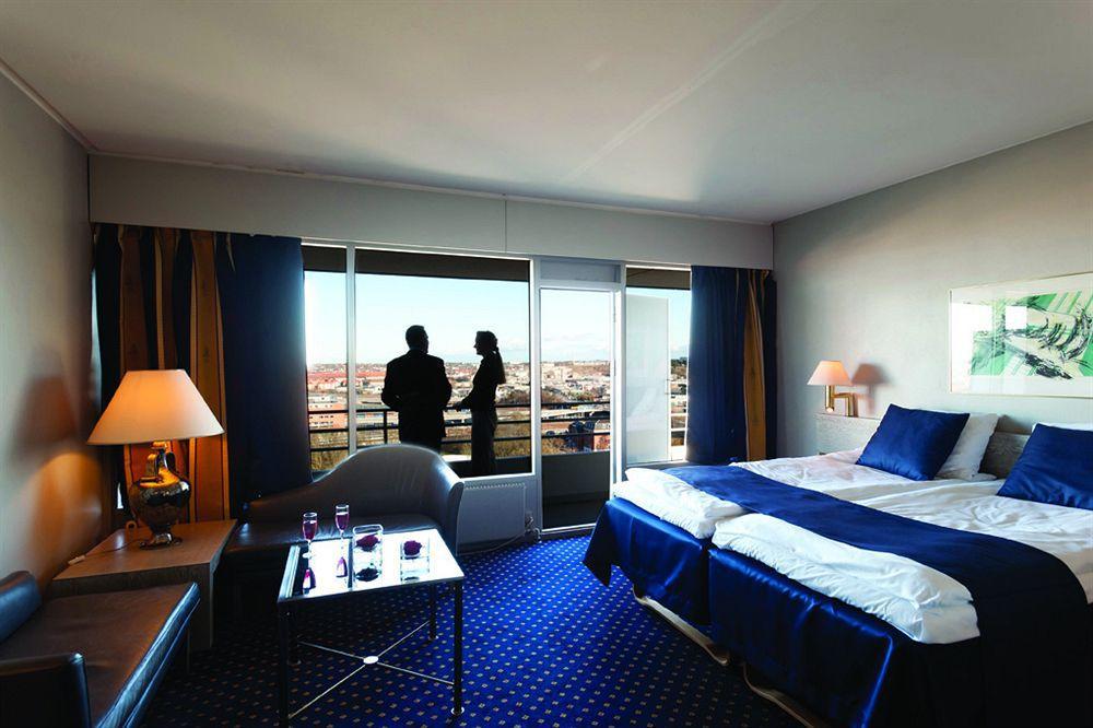 Comwell Hvide Hus Aalborg Hotel Exterior photo