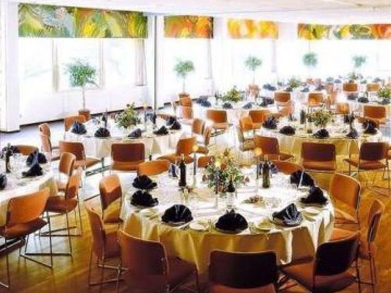 Comwell Hvide Hus Aalborg Hotel Restaurant photo