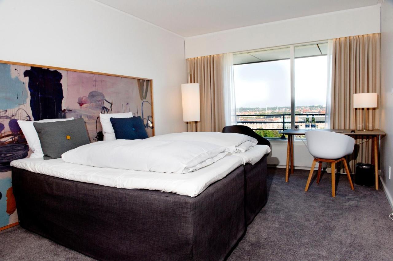 Comwell Hvide Hus Aalborg Hotel Exterior photo